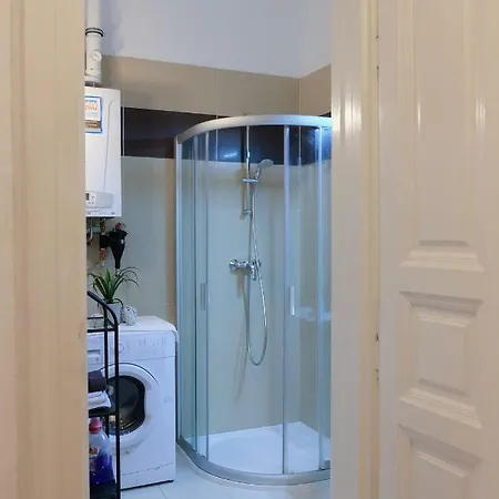 Rakoczi Apartment Budapest