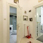 Lägenhet Rakoczi *